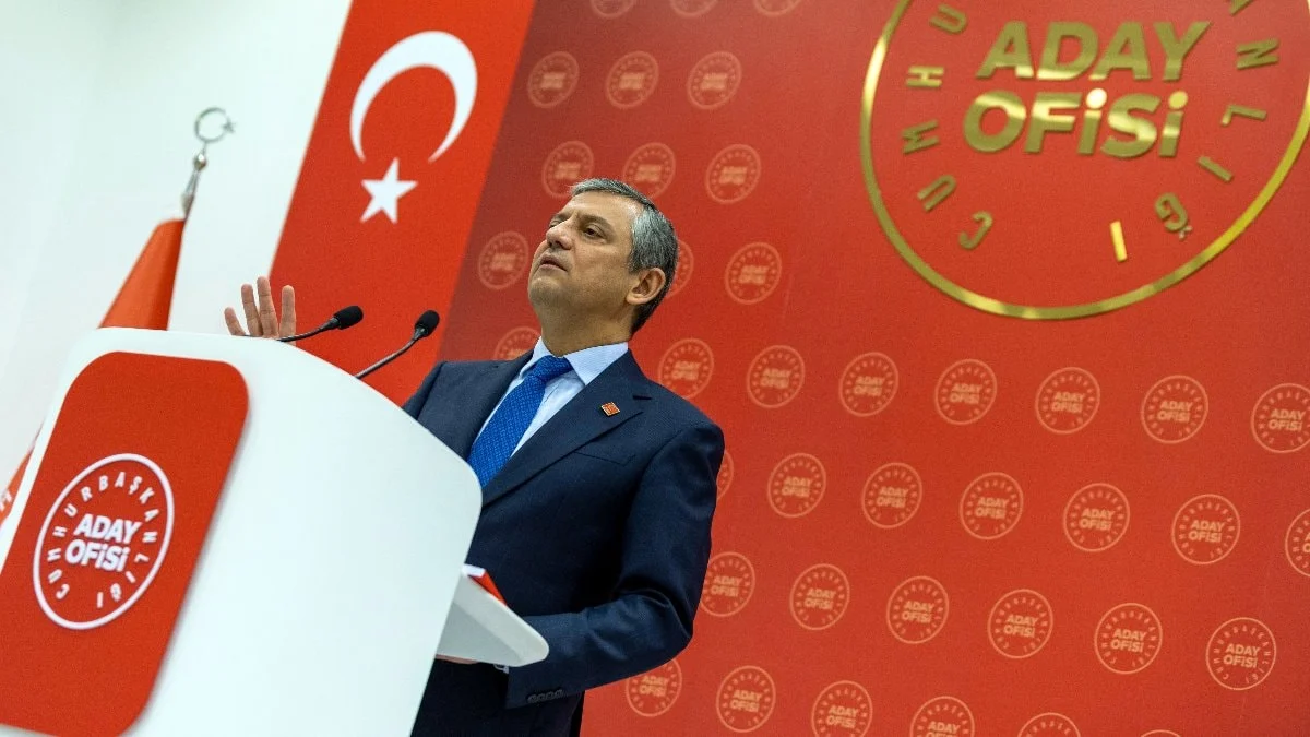 Özgür Özel’den 'hücum' mesajı: CHP sahaya iniyor